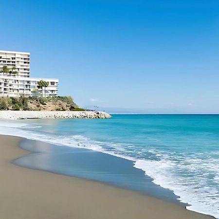 Cozy And Bright Flat With Pool Lejlighed Torremolinos Eksteriør billede