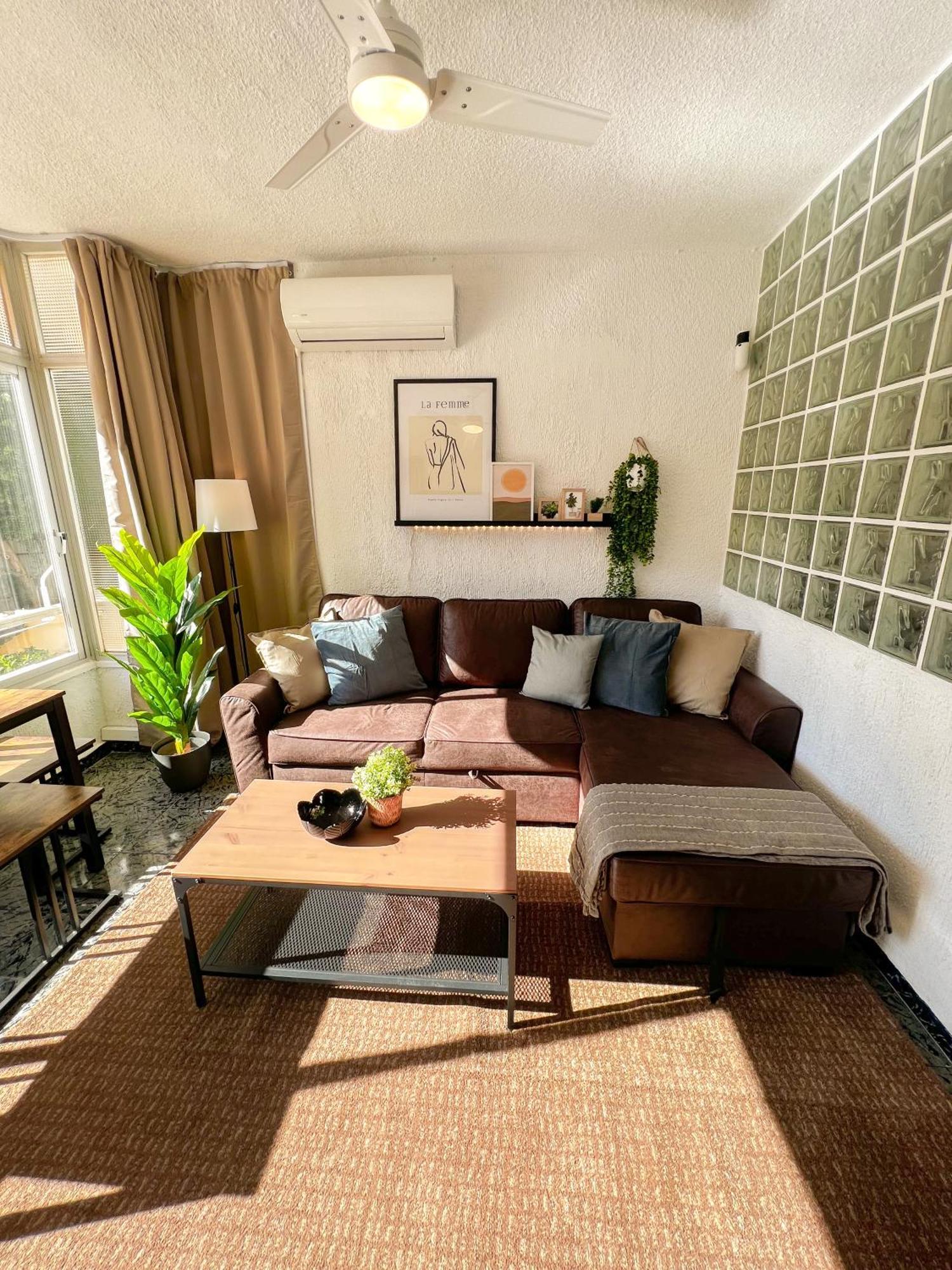 Cozy And Bright Flat With Pool Lejlighed Torremolinos Eksteriør billede