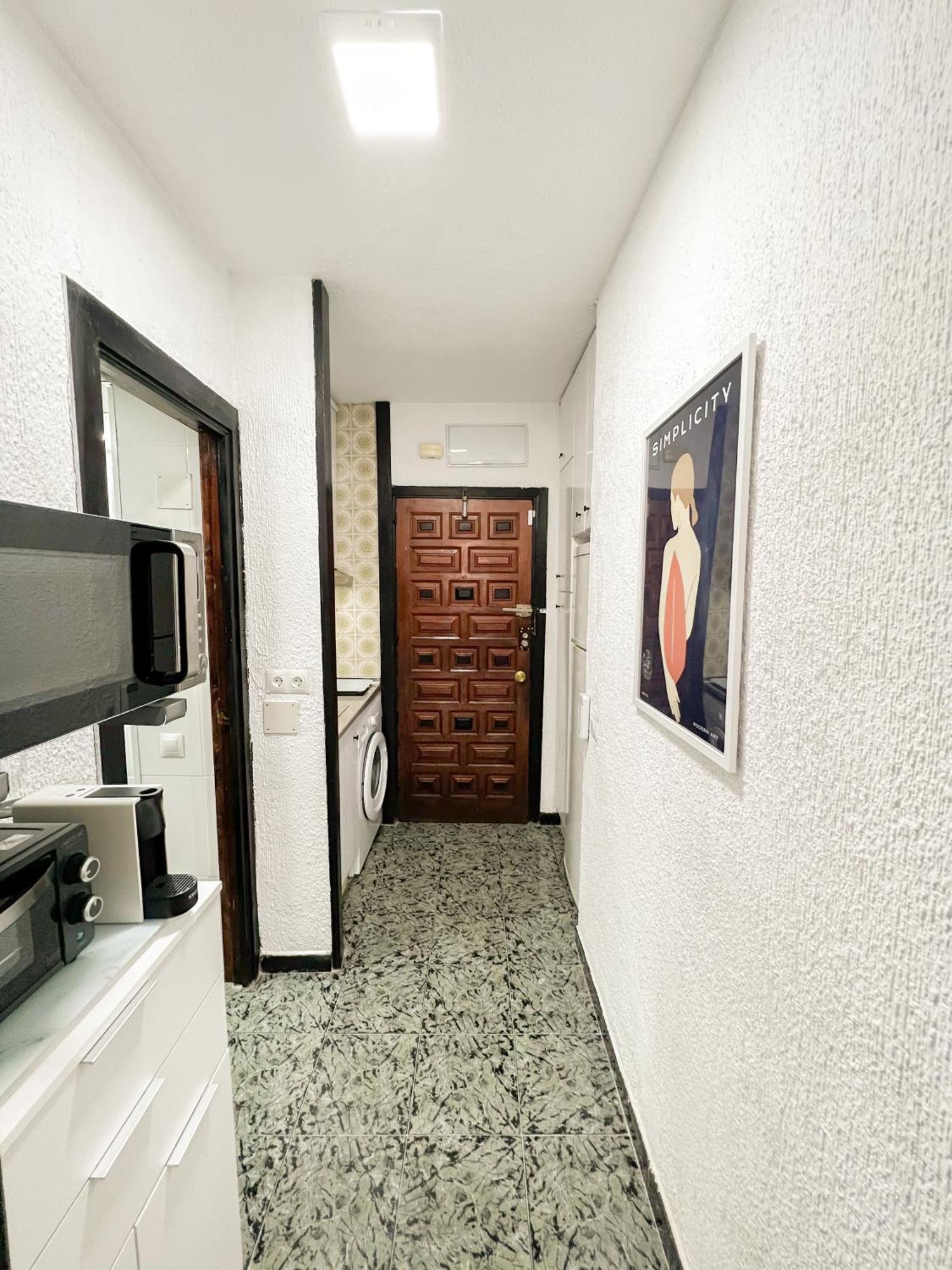 Cozy And Bright Flat With Pool Lejlighed Torremolinos Eksteriør billede
