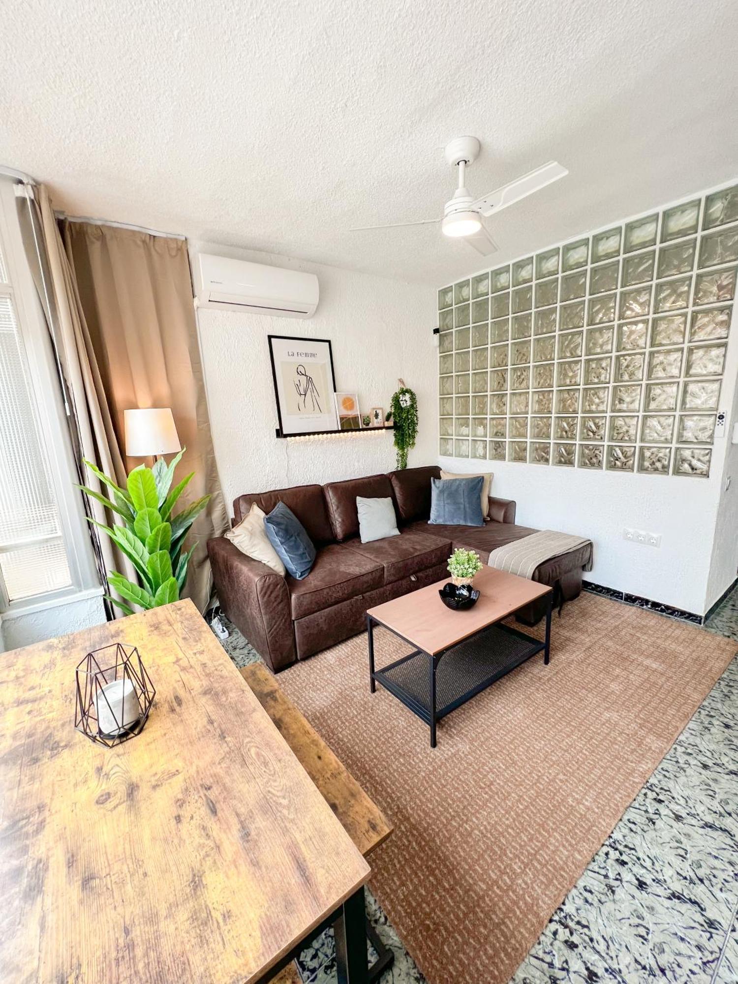 Cozy And Bright Flat With Pool Lejlighed Torremolinos Eksteriør billede