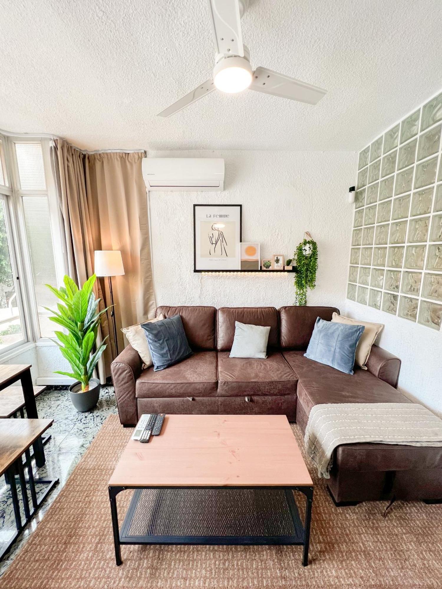 Cozy And Bright Flat With Pool Lejlighed Torremolinos Eksteriør billede